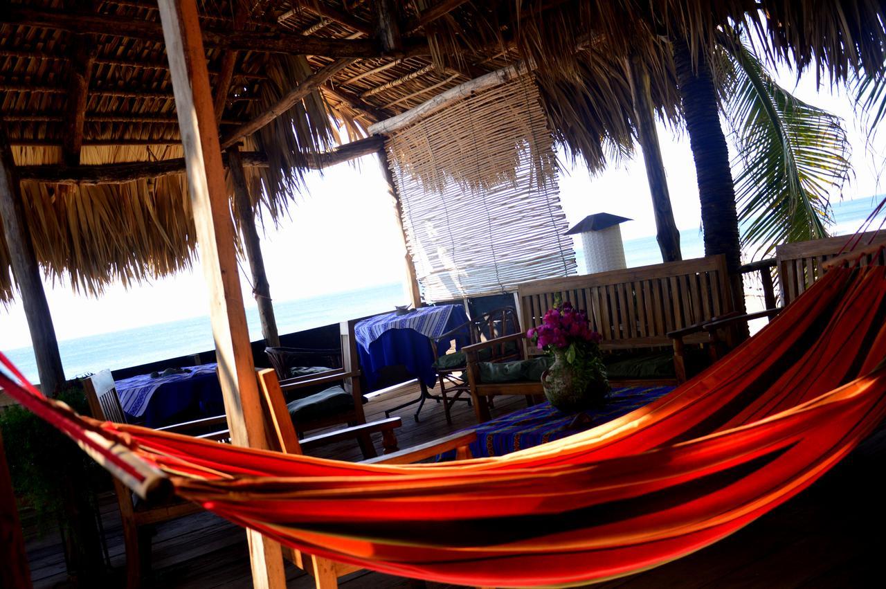 Palapa Cabins Las Piedronas Exterior photo
